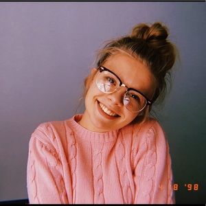 Meet your Posher, Isabel